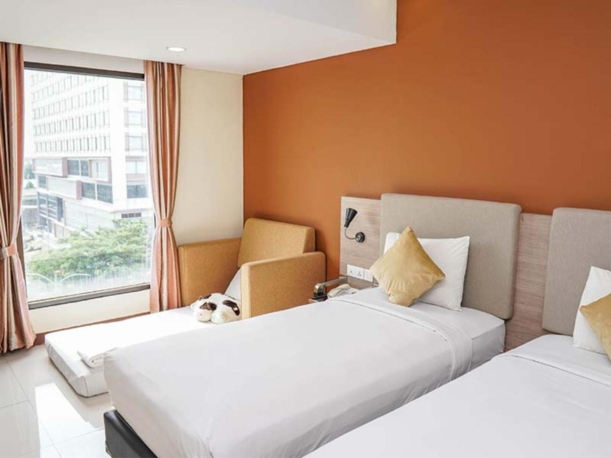 Verse Hotel Cirebon Εξωτερικό φωτογραφία