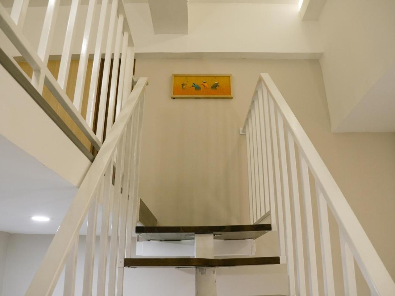 Verse Hotel Cirebon Εξωτερικό φωτογραφία