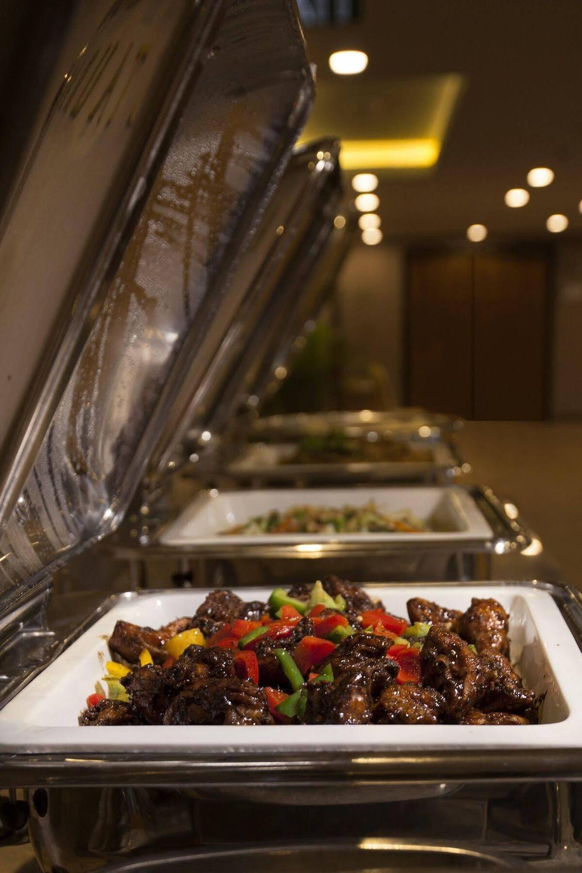 Verse Hotel Cirebon Εξωτερικό φωτογραφία